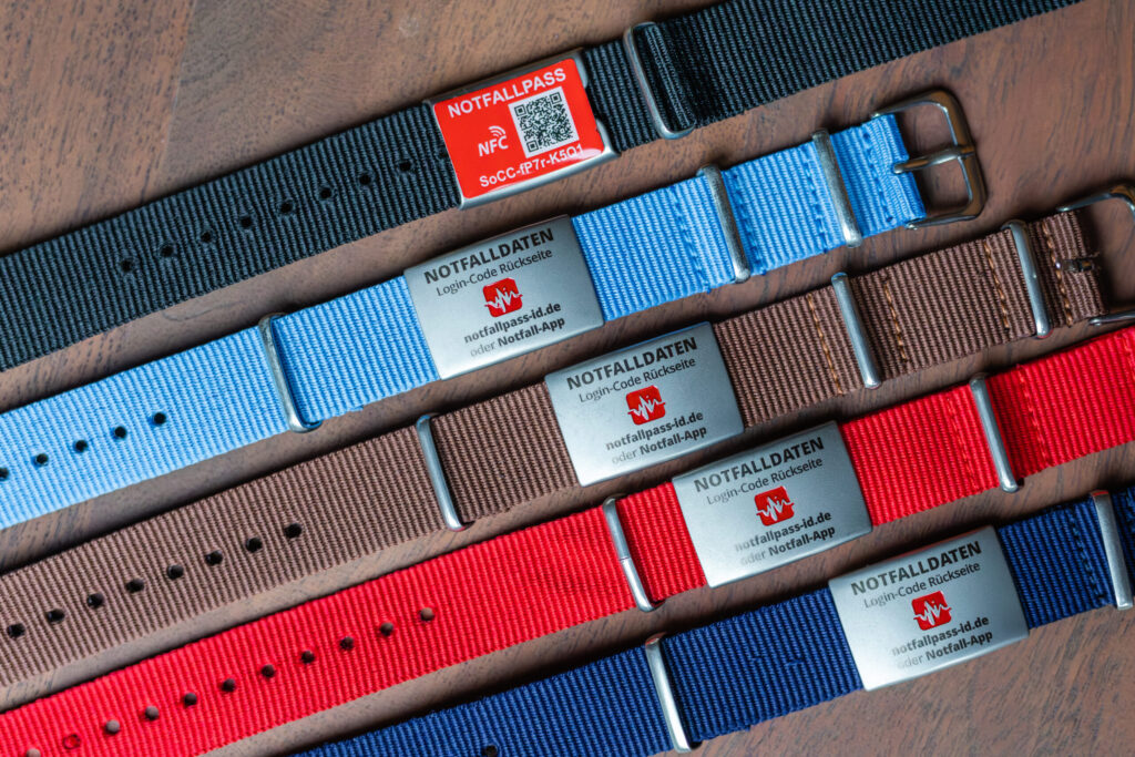 SOS-ID Armband mit NFC und QR Code